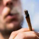 Obwohl der Konsum von Cannabis bald legalisiert ist, dürfen Halterner nicht überall kiffen.