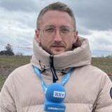 Die Reporter Philipp Pohl und Tim Hübbertz berichten vom Dortmunder Flughafen.