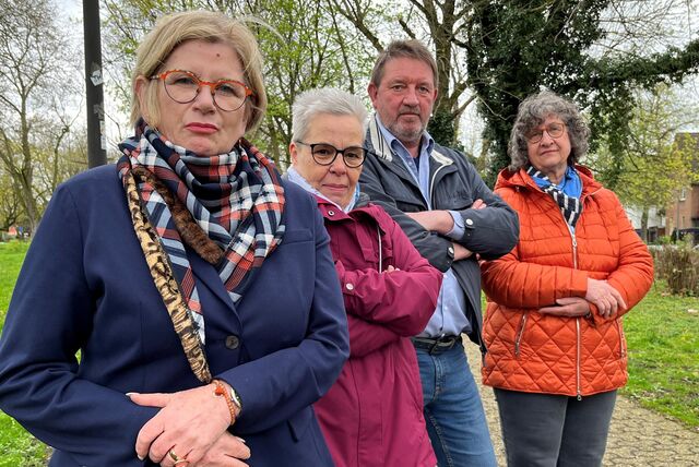 Angelika Postel, Carola Leuchtmann, Wolfgang Limberg und Christel Sperz von der FWI in Castrop-Rauxel