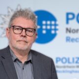 Fotomontage aus einem Stockfoto eines Einbruchs und dem Pressefoto von Jürgen Häusler, Polizei Recklinghausen.