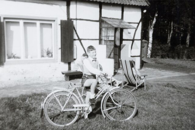 Rolf (heute 73) aus Castrop-Rauxel war damals mit dem Fahrrad auf dem Weg zur Kirmes.