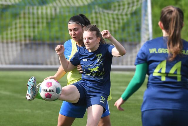 In der Kreisliga kamen die Fußballerinnen den FC Frohlinde zu einem 2:2 (1:0) gegen den Tabellenzweiten VfL Grafenwald.