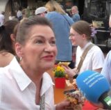Besucher auf dem Streetfood-Festival „Cheatday“ 2024 in Haltern.