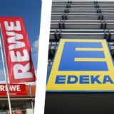 Eine Collage: Links wehen zwei Rewe-Flagen vor einer Rewe-Filiale, rechts ist das Logo von Edeka an einer Hauswand zu sehen.
