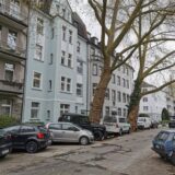 Makler Marvin Mikosch gibt seine Einschätzung zum Wert einer Altbau-Wohnung im Kreuzviertel ab.