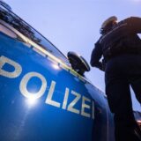 Nach einem Raub in der Dortmunder City sucht die Polizei Dortmund nach Zeugen. (Symbolbild)