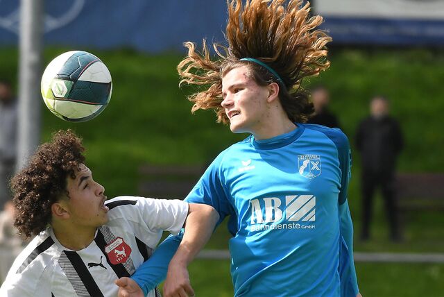 Nach einem 0:1 zur Pause gewannen die B-Junioren von Wacker Obercastrop in der Bezirksliga gegen Westfalia Huckarde mit 4:1.