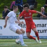 Der FC Iserlohn (rote Trikots) konnte in Obercastrop einen Punkt einfahren.