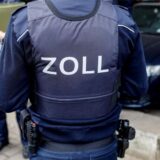 Zollbeamte bei der Arbeit (Symbolfoto).