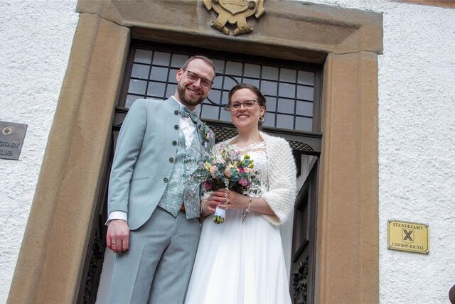 Sabine (geborene Piechara) und Henry Hermanns haben auf dem Standesamt im Haus Goldschmieding geheiratet.