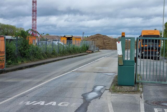 Die Toreinfahrt zur Baustelle des Altkraftwerks in Datteln.