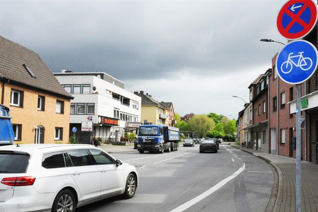 Absolutes Halteverbot gilt noch bis zum 6. Mai auf beiden Seiten des Schüttenbwalls.