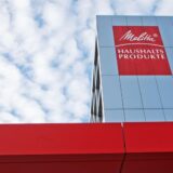 Blick auf das Verwaltungsgebäude der Melitta Haushaltsprodukte in Minden.
