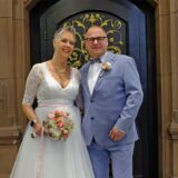 Die Eheleute Stefanie Kortenbruck und Dirk Amler nach ihrer Trauung im Rathaus in Recklinghausen