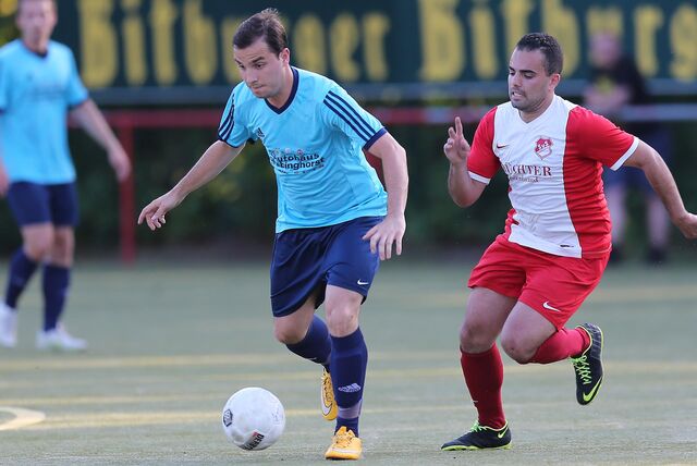 Sebastian Purchla (am Ball) kehrte nach mehreren Zwischenstationen zum VfB Habinghorst zurück.