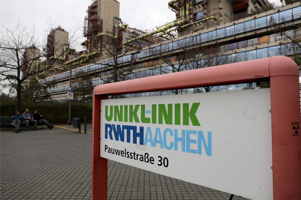 Uniklinik Aachen von außen Uniklinik Aachen von außen