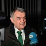 Innenminister Herbert Reul war bei der Polizeirazzia vor Ort und sprach hinterher mit den Journalisten, unter anderem mit unserer Redaktion.