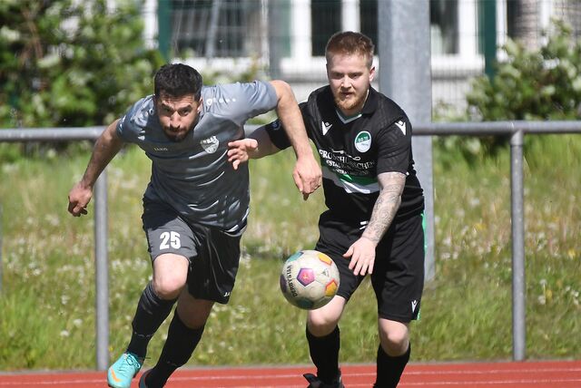 In einem torreichen Kreisliga-C-Spiel setzte sich Eintracht Ickern III gegen SG Herne 70 II mit 7:5 durch.