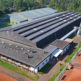 Die Photovoltaikanlage auf dem Dach der Tennishalle vom TuS Ickern erstreckt sich über 4300 Quadratmeter.