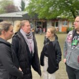 Der Elternbeirat des Noah-Kindergartens in Rauxel (v.l.): Lisa Püttelkow, Melanie Paschke, Julia Kochstädt und Matthias Rappoldt. Sie können aufatmen, denn die Personalprobleme scheinen gelöst.