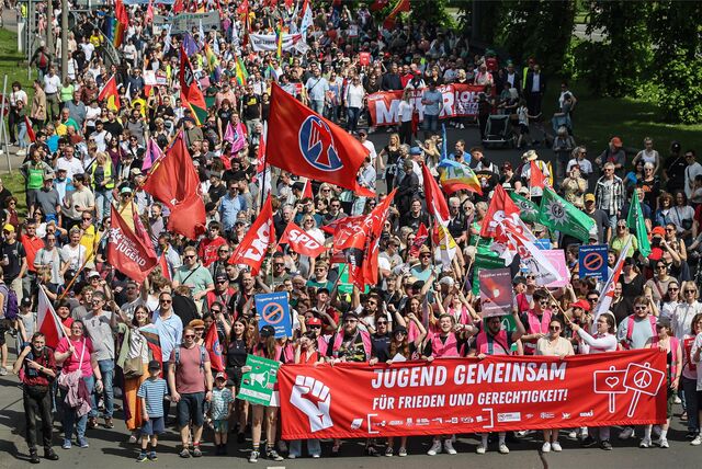 Die Demonstration des DGB zog mit rund 2500 Teilnehmenden durch die Dortmunder Innenstadt.