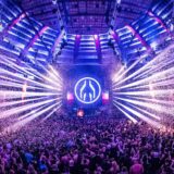 Das Elektromusik-Event in den Dortmunder Westfalenhallen findet jährlich statt. Das Indoor-Rave ist wie auf dem Bild zu sehen immer gut besucht.
