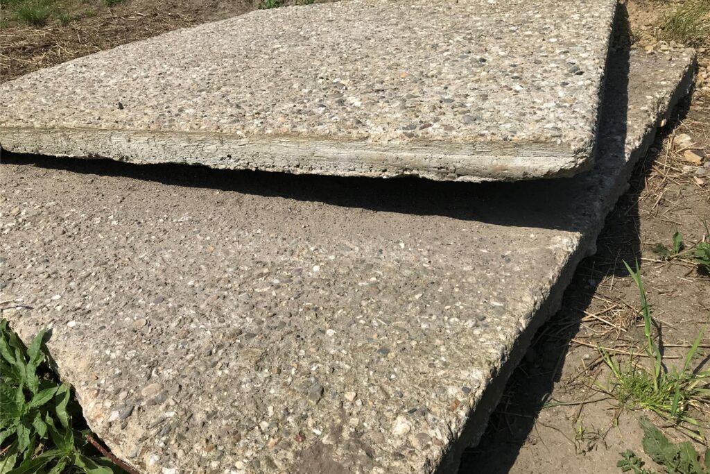alte Waschbetonplatten