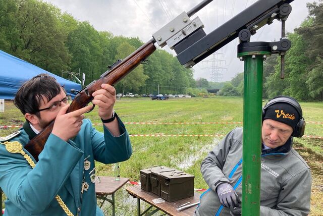 Am Sonntag legen die Schützen der BSG Marl-Lippe auf Holzvogel Paul an.