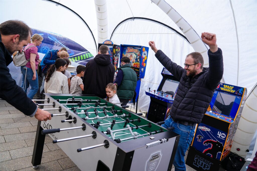 Wetter gut, alles gut: Das Frühlingsfest in Recklinghausen wurde von den Besuchern glänzend angenommen.