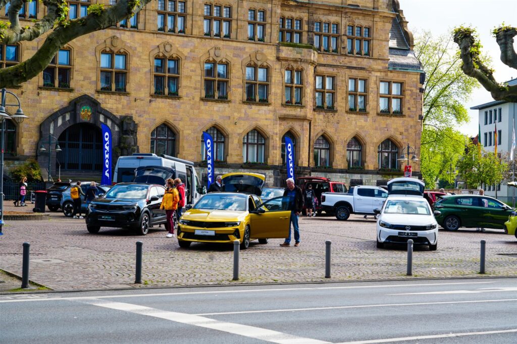 Wetter gut, alles gut: Das Frühlingsfest in Recklinghausen wurde von den Besuchern glänzend angenommen.