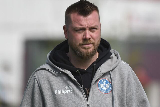 Tino Westphal sah im Mengeder Volksgarten einen Sieg seines FC Castrop-Rauxel.