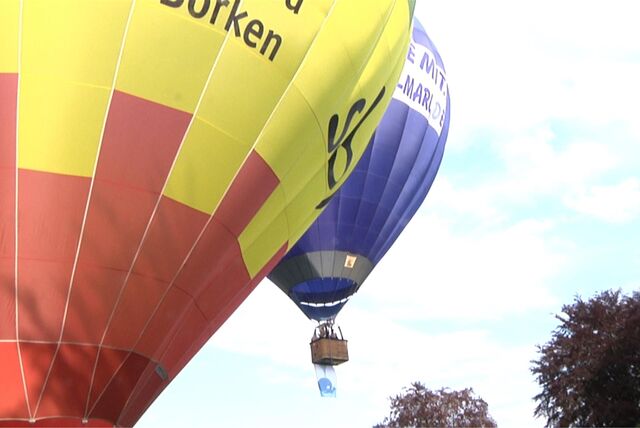 Heißtluftballons im Freibad Sythen