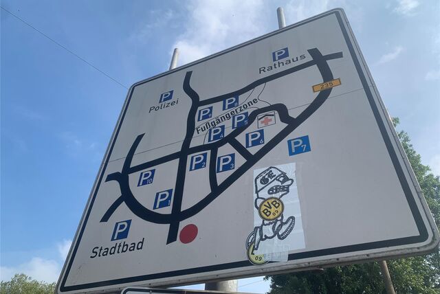 Ein Schild mit dem Stadtplan der Dattelner Innenstadt.