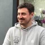 Phil Couwenbergs spricht über seine neue Bar „Weingrün“.