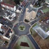 Der Kreisverkehr an der Dortmunder Straße im Zentrum von Schwerin: Hier treffen fünf Straßenzugänge aufeinander. Die Stadtverwaltung empfiehlt hier einen Umbau.