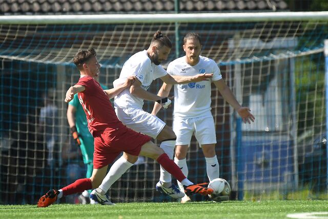 Eine überraschende 2:3-Niederlage gegen das bisherige Westfalenliga-Schlusslicht SC Neheim musste der SV Wacker Obercastrop am drittletzten Spieltag hinnehmen.