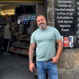 Orhan Cinar (43), ist Besitzer eines Kiosks am Borsigplatz.