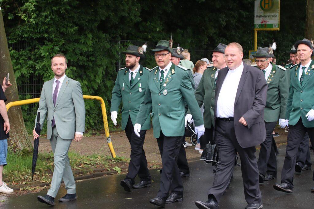 Eindrücke vom großen Schützenumzug des BSV Brockenscheidt-Leveringhausen am Pfingstsonntag (19.5.).