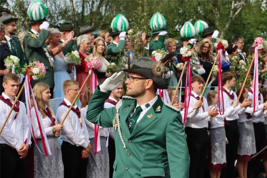 Eindrücke vom großen Schützenumzug des BSV Brockenscheidt-Leveringhausen am Pfingstsonntag (19.5.).
