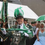 Schützenfest des BSV Brockenscheidt-Leveringhausen – der scheidende Schützenkönig Frank Scheidle vor Beginn des Umzugs.