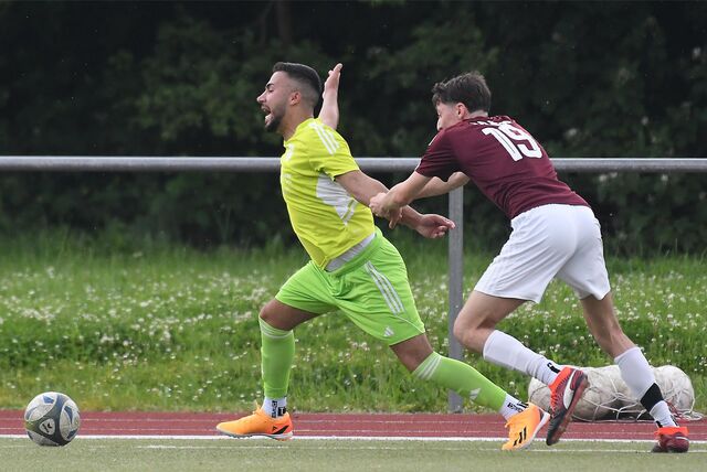 Eintracht Ickern (grünes Trikot) war bei Falkenhorst Herne nicht aufzuhalten und gewann 6:2.