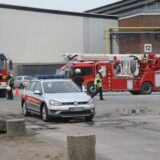 Einsatzkräfte am Lippewerk in Lünen