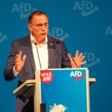 Tino Chrupalla am Rednerpult