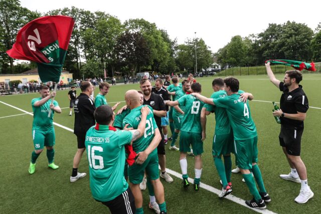 Die Spieler jubeln