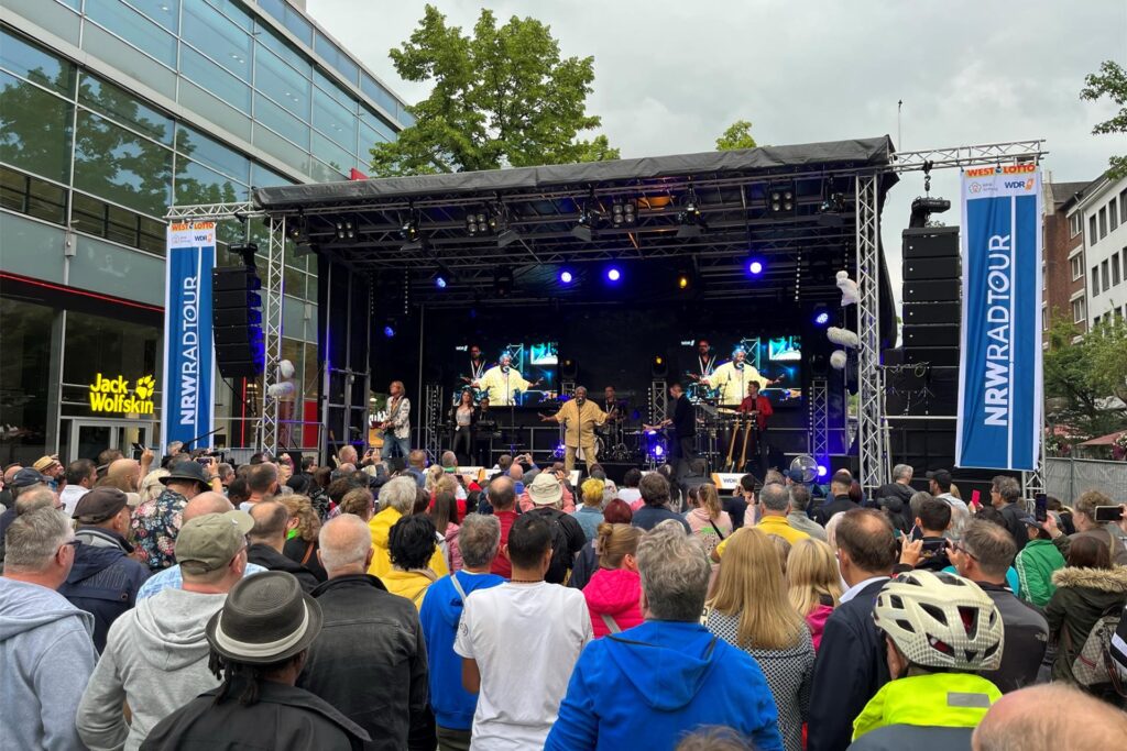 Besucher auf dem WDR 4 Sommer Open Air. Besucher auf dem WDR 4 Sommer Open Air.