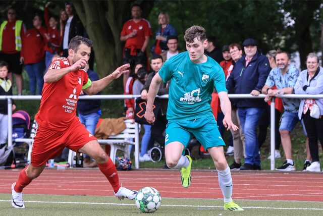 Kampf um den Ball