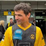 Zwei BVB-Fans sind für das Champions League-Finale extra aus Bayern nach Dortmund gekommen um die Mannschaft zu verabschieden und hoffentlich am Sonntag den Sieg zu feiern.