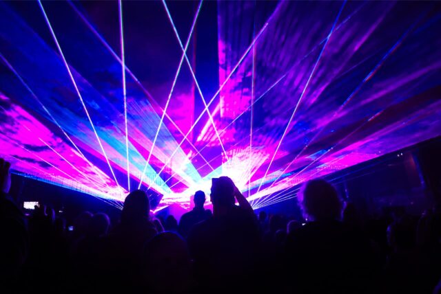 Die Laser-Show in der Kaue war neben dem Feuerwerk der Abschluss-Höhepunkt der Extraschicht.