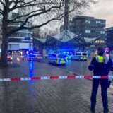 Viel Polizei an der Reinoldikirche: Am 3. April wurde ein Mann bei einem Einsatz durch den Schuss eines Polizisten tödlich verletzt.