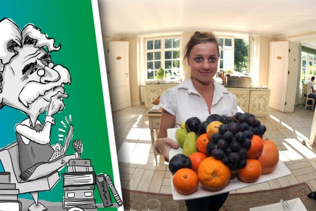 Frau hält eine Schale mit Obst in den Händen.